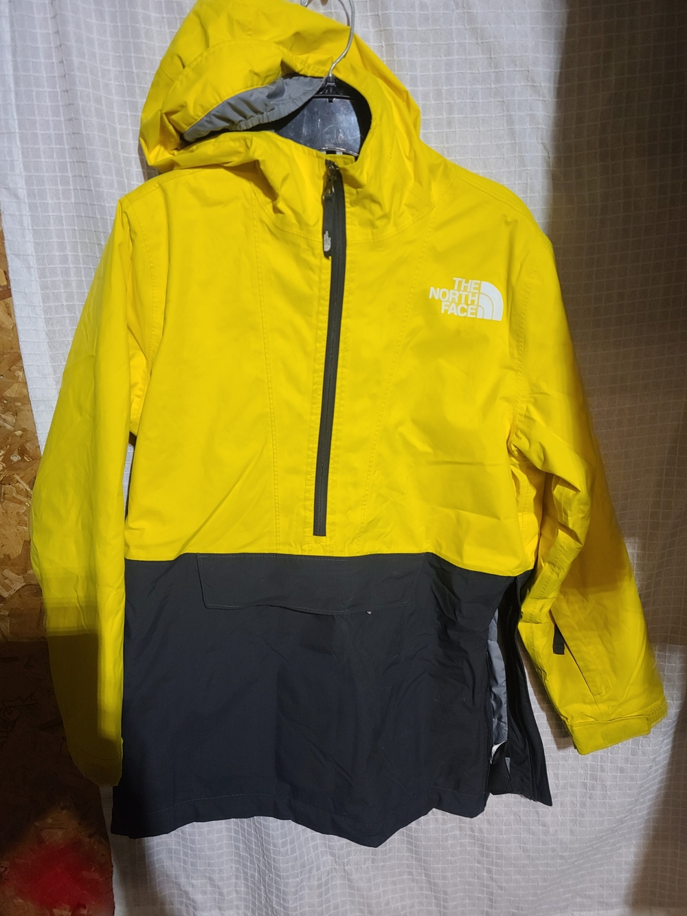 TNF  Boys (14)  Pullover Anorak